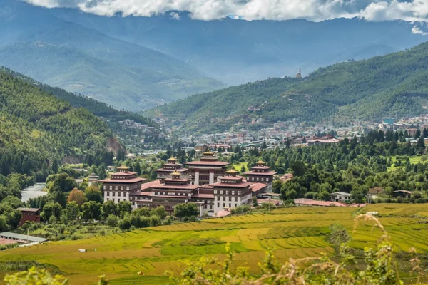 Nature, Hiking & Wellness Journeys